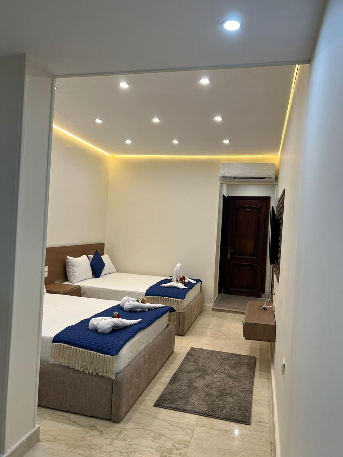 Hotel Town 3*